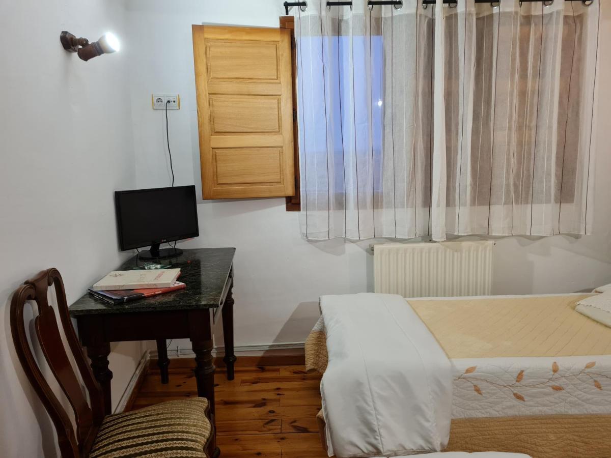 Restaurante Hotel Rural Papasol Atapuerca Εξωτερικό φωτογραφία