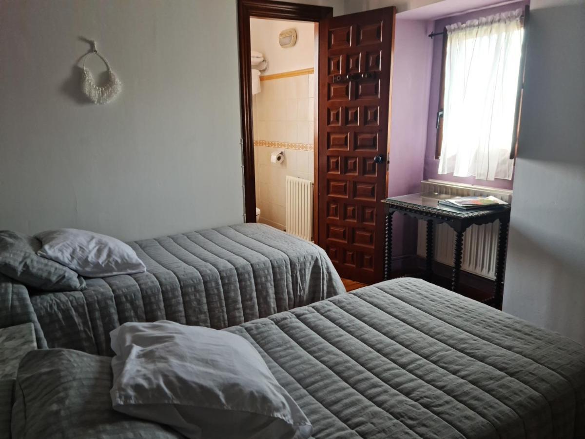 Restaurante Hotel Rural Papasol Atapuerca Δωμάτιο φωτογραφία